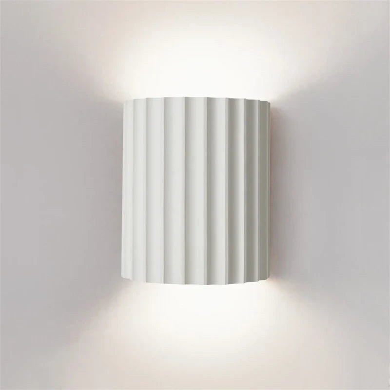 Ribbed Nordic Resin Wall Lamp