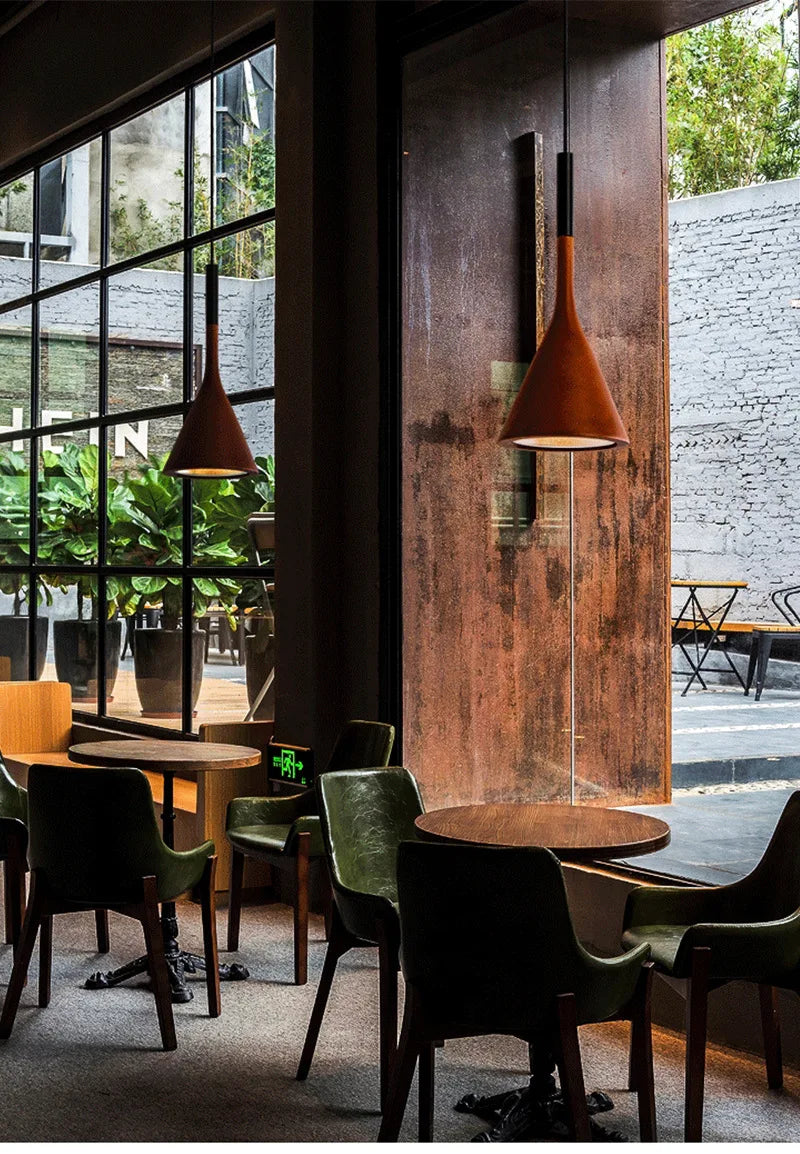 Teardrop Metal Pendant Light