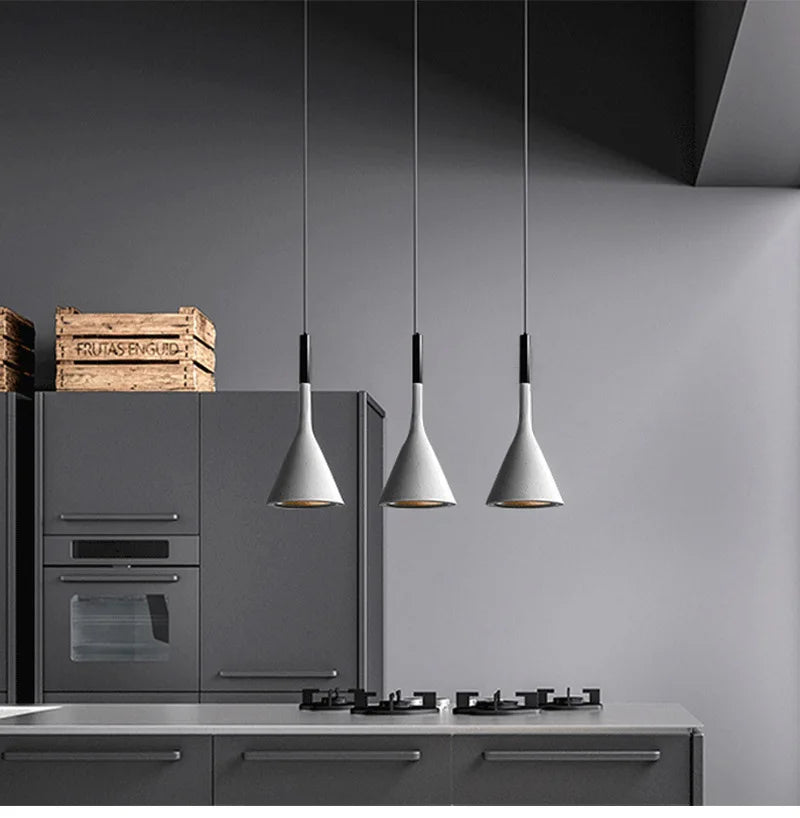 Teardrop Metal Pendant Light
