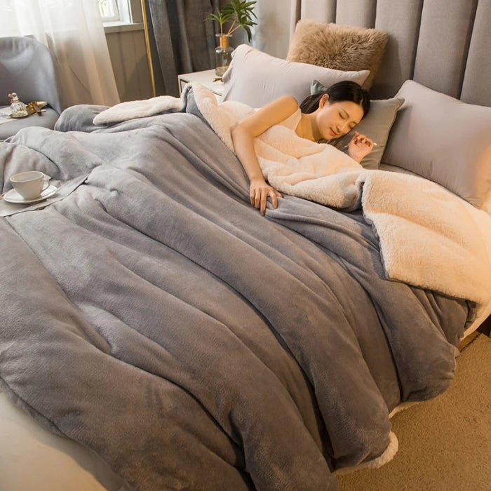 Cozy Double Sided Throw Blanket